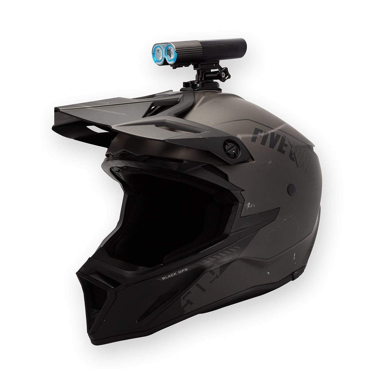 Mountain Lab x2000 Lumen Flashlight Kit